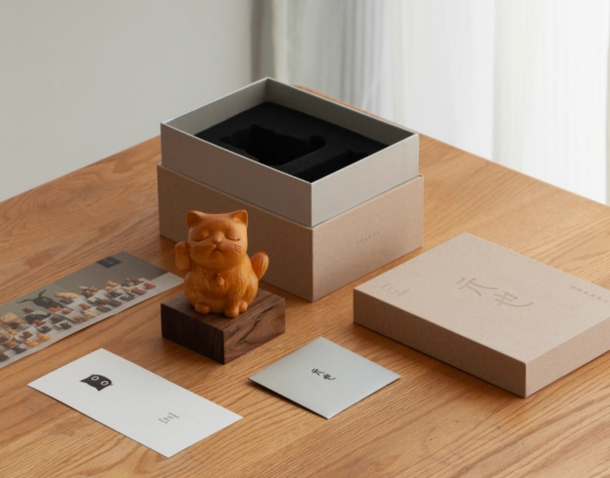 Lucky Lucky Cat - Gift Packing - Office Decor Ideas for work - Housewarming Gift Ideas - Wood Cat Statues - Designer Home Decoration - Chinese Lucky Cat - Cute Desk Decor | Dora Findery